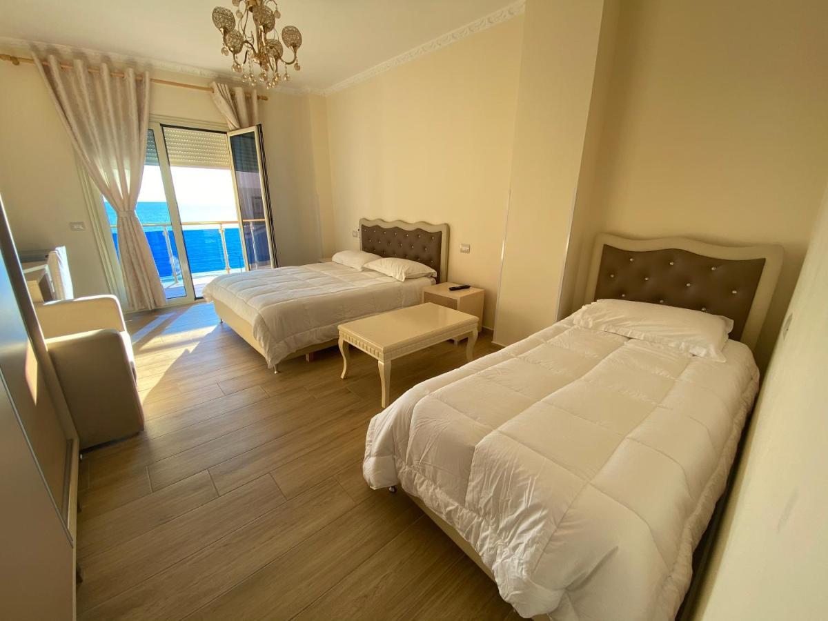 Hotel 3 Vellezerit Dıraç Dış mekan fotoğraf