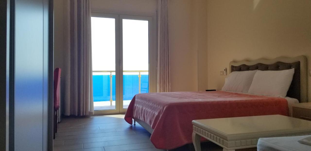 Hotel 3 Vellezerit Dıraç Dış mekan fotoğraf