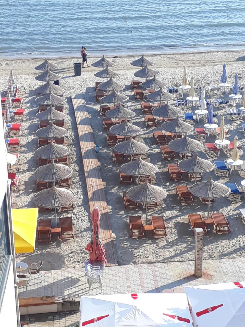 Hotel 3 Vellezerit Dıraç Dış mekan fotoğraf