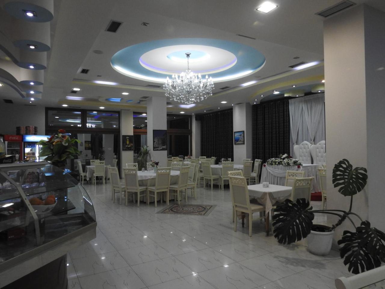 Hotel 3 Vellezerit Dıraç Dış mekan fotoğraf