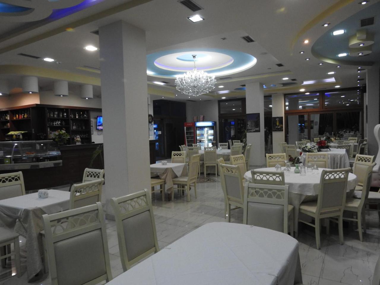 Hotel 3 Vellezerit Dıraç Dış mekan fotoğraf
